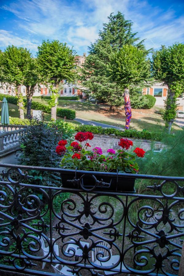 Hotel Des Thermes Bourbon-l'Archambault Exterior photo